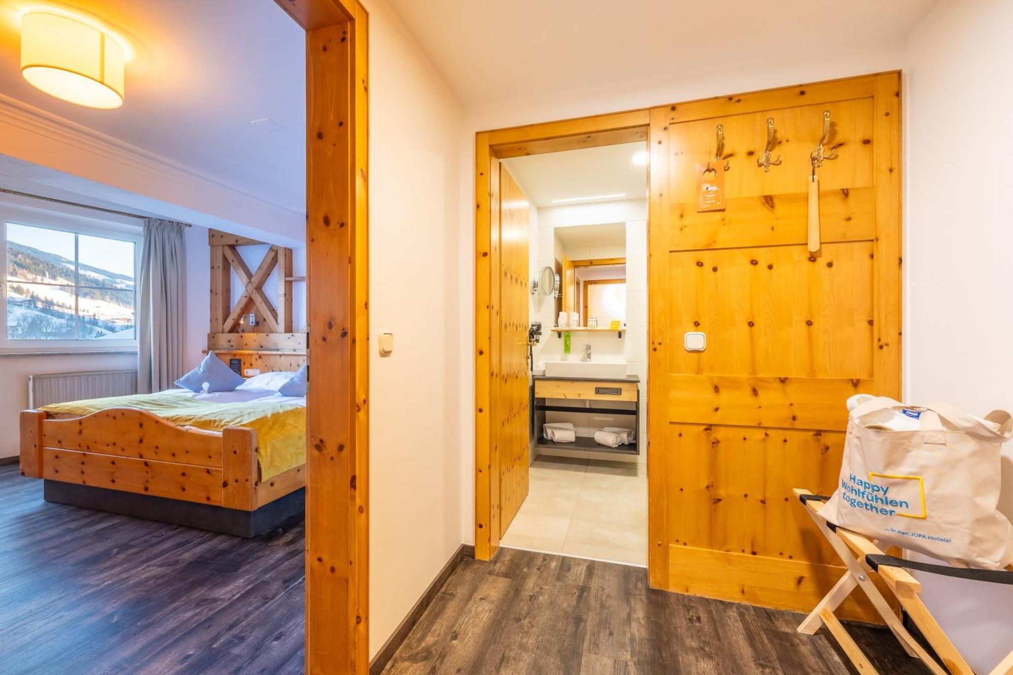 Jufa Alpenhotel Saalbach Esterno foto
