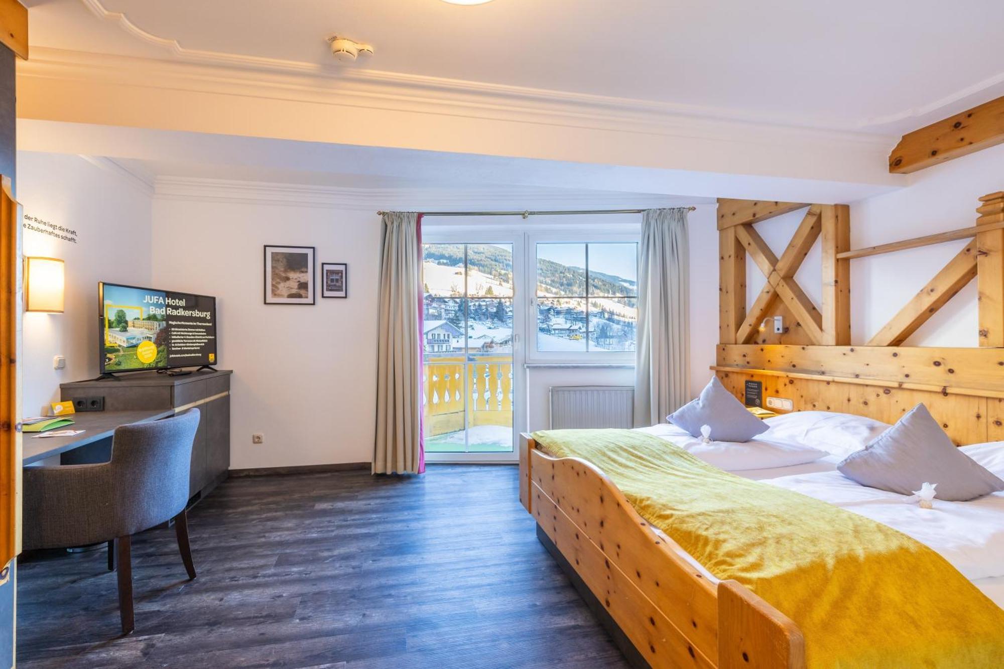Jufa Alpenhotel Saalbach Esterno foto